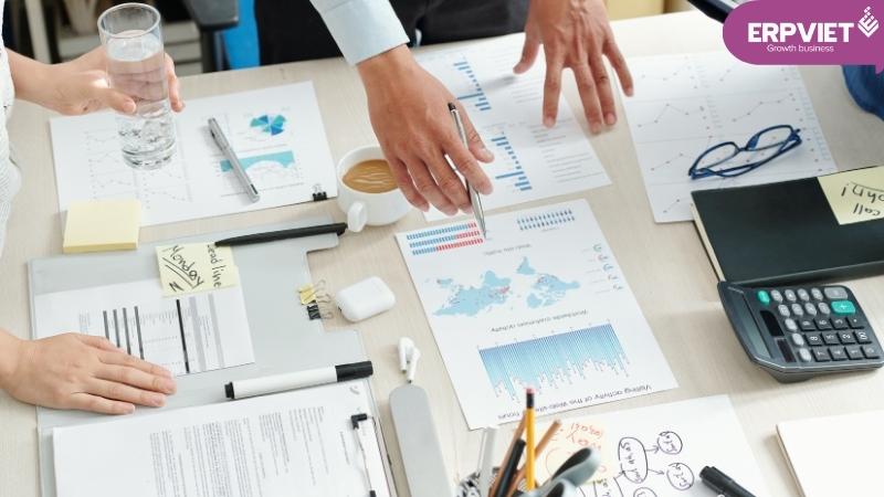 Các phòng ban thường gặp phải vấn đề gì trong xử lý và quản lý công việc